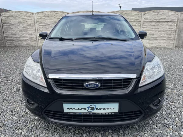 Ford Focus 1.6i 16V 100PS LPG HATCHBACK!! - foto 65