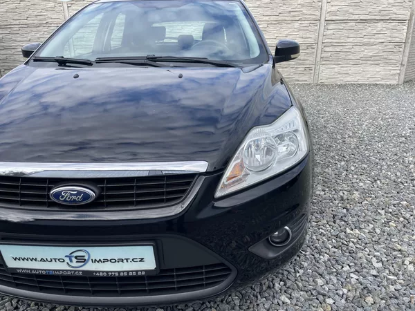 Ford Focus 1.6i 16V 100PS LPG HATCHBACK!! - foto 66