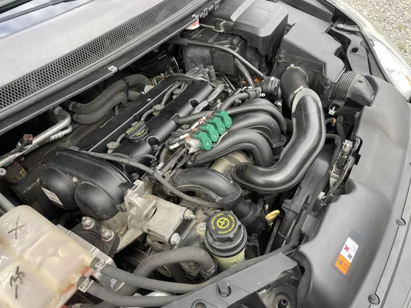 Ford Focus 1.6i 16V 100PS LPG HATCHBACK!! - foto 76