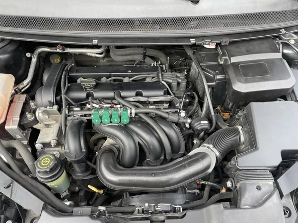 Ford Focus 1.6i 16V 100PS LPG HATCHBACK!! - foto 77