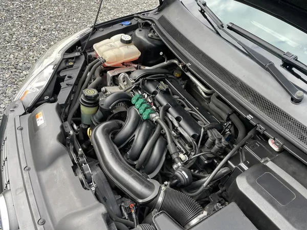Ford Focus 1.6i 16V 100PS LPG HATCHBACK!! - foto 78