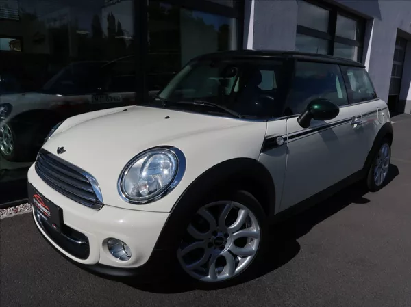 Mini Cooper 1,6 i,90kW,1majČR,automat,53tk