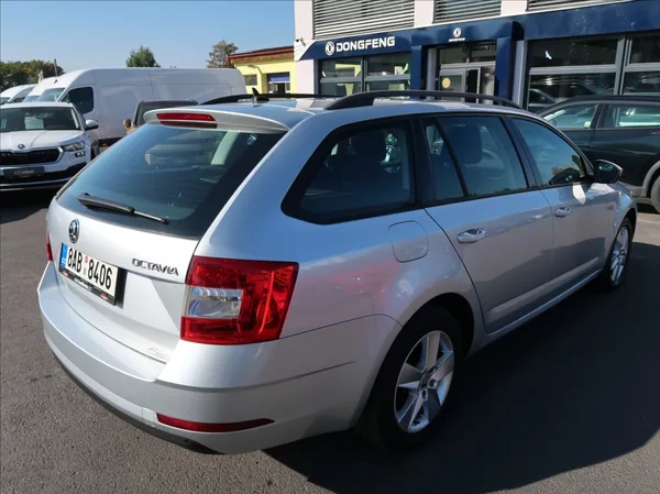 Škoda Octavia 1,6 TDi,85kW,1majČR,Serv.k,DPH - foto 3
