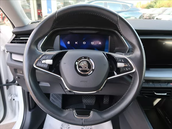 Škoda Octavia 2,0 TDi,1majČR,DSG,Serv.k.,DPH - foto 15
