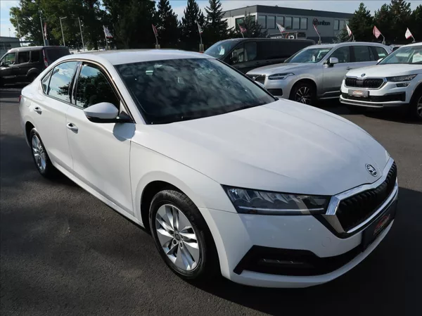 Škoda Octavia 2,0 TDi,1majČR,DSG,Serv.k.,DPH - foto 2