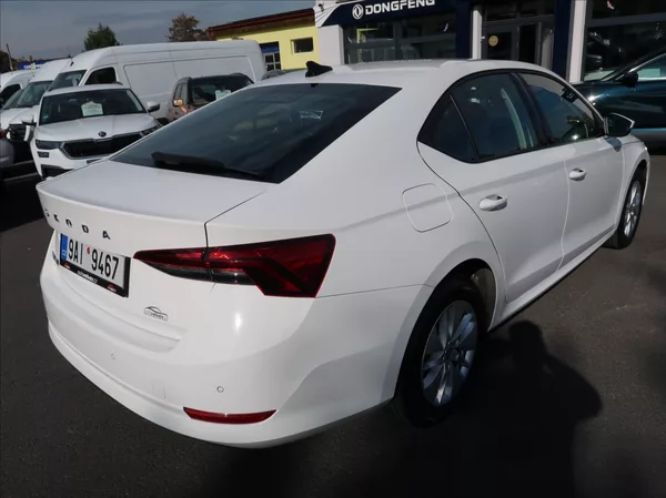 Škoda Octavia 2,0 TDi,1majČR,DSG,Serv.k.,DPH - foto 3