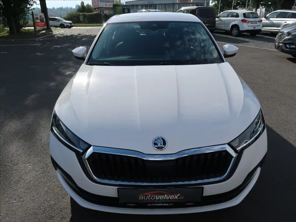Škoda Octavia 2,0 TDi,1majČR,DSG,Serv.k.,DPH - foto 7
