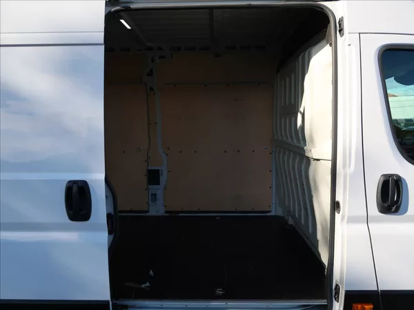 Citroën Jumper 2,2 BHDi,103kW,1majČR,L4H2,DPH - foto 17