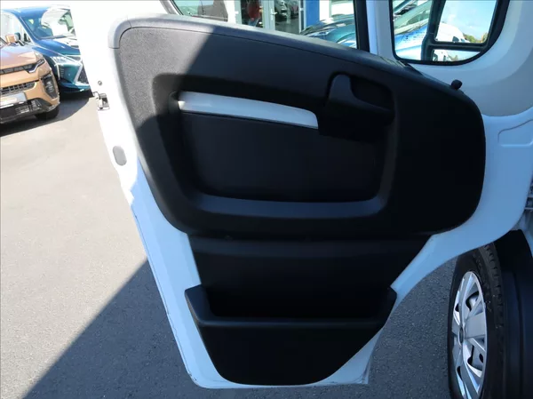 Citroën Jumper 2,2 BHDi,103kW,1majČR,L4H2,DPH - foto 19