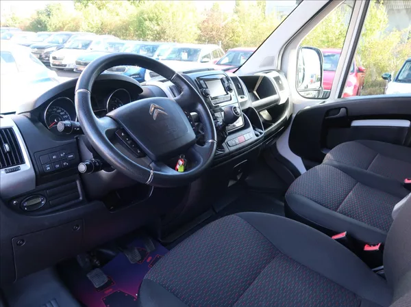 Citroën Jumper 2,2 BHDi,103kW,1majČR,L4H2,DPH - foto 9