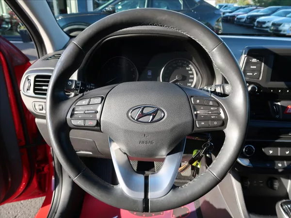 Hyundai i30 1,0 T-GDi,88kW,NovéČR,Serv.kn. - foto 15