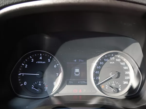 Hyundai i30 1,0 T-GDi,88kW,1majČR,Klima - foto 11