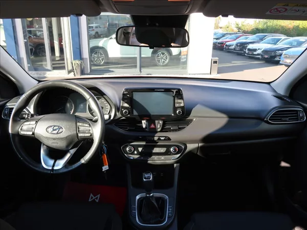 Hyundai i30 1,0 T-GDi,88kW,1majČR,Klima - foto 17