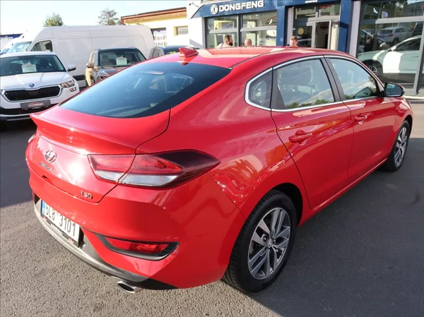 Hyundai i30 1,0 T-GDi,88kW,1majČR,Klima - foto 3