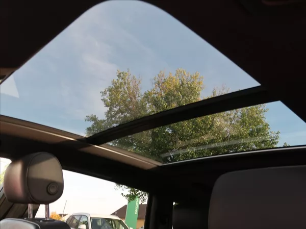 Audi Q7 3,0 TDi,176kW,NovéČR,7míst - foto 17