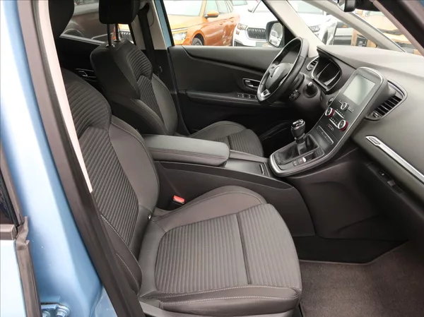 Renault Scénic 1,2 TCe,Navi,tempomat,serv.kn. - foto 13