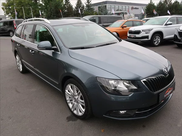 Škoda Superb 2,0 TDi,103kW,NovéČR,Elegance - foto 2