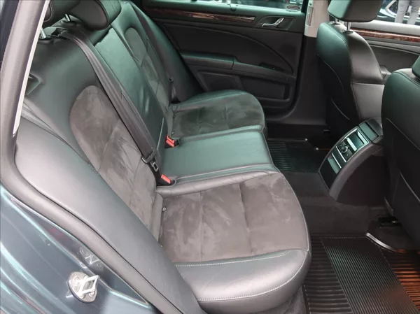 Škoda Superb 2,0 TDi,103kW,NovéČR,Elegance - foto 21