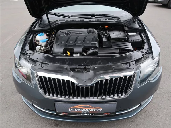 Škoda Superb 2,0 TDi,103kW,NovéČR,Elegance - foto 23