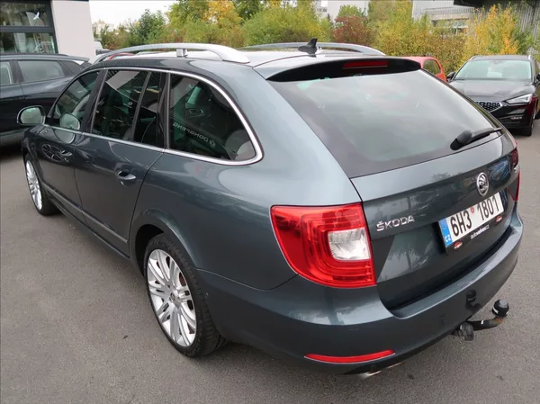 Škoda Superb 2,0 TDi,103kW,NovéČR,Elegance - foto 4