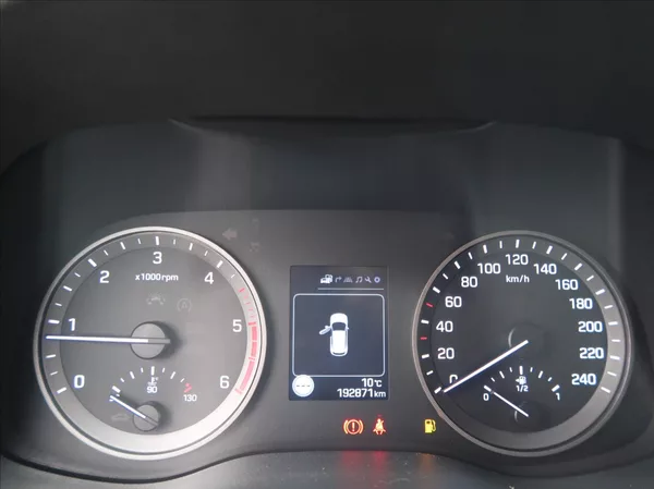 Hyundai Tucson 1,7 CRDi,85kW,NovéČR,GOCZECH! - foto 11