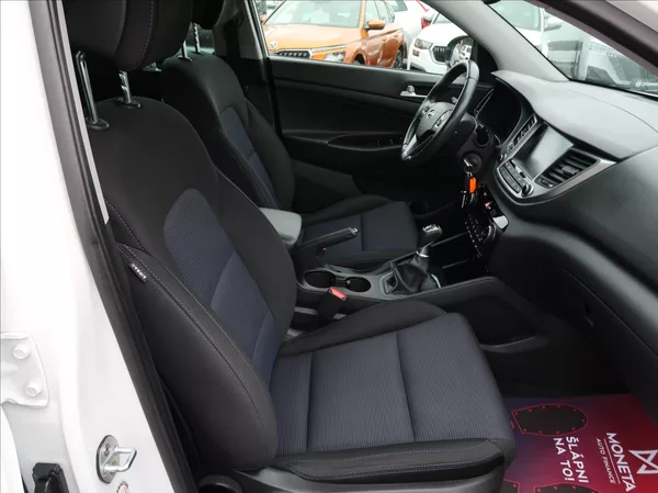 Hyundai Tucson 1,7 CRDi,85kW,NovéČR,GOCZECH! - foto 13