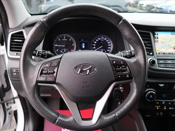 Hyundai Tucson 1,7 CRDi,85kW,NovéČR,GOCZECH! - foto 17