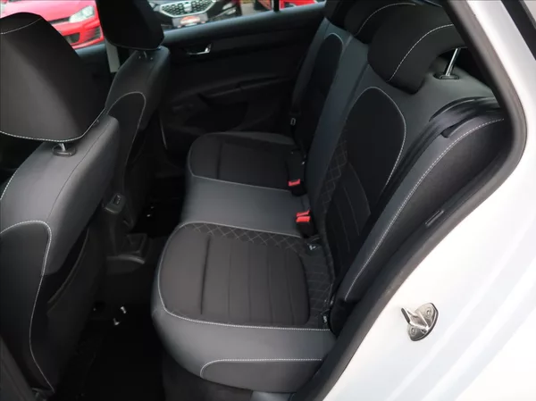 Škoda Fabia 1,0 TSi,70kW,1majČR,Serv.k,DPH - foto 17