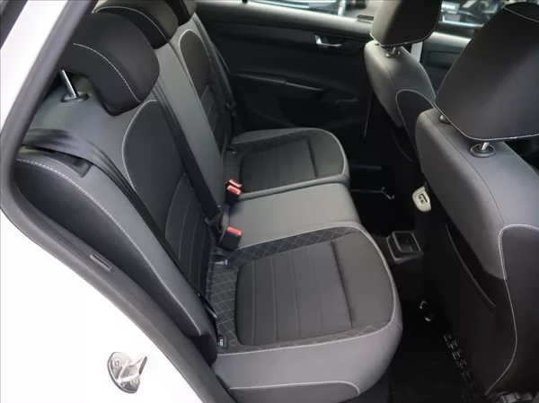Škoda Fabia 1,0 TSi,70kW,1majČR,Serv.k,DPH - foto 18