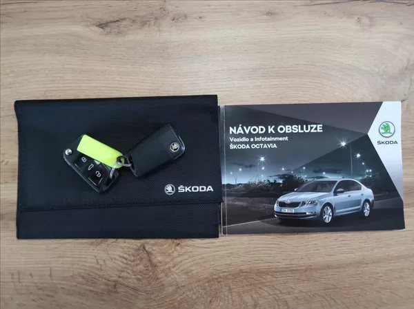 Škoda Octavia 1,6 TDi,85kW,NovéČR,klima - foto 21