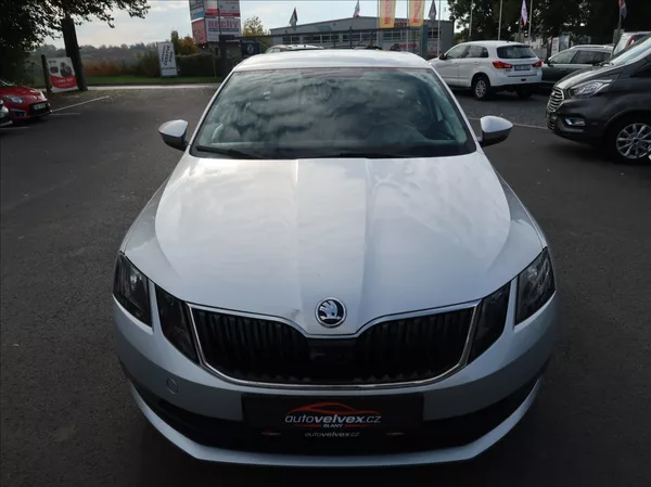 Škoda Octavia 1,6 TDi,85kW,NovéČR,klima - foto 7