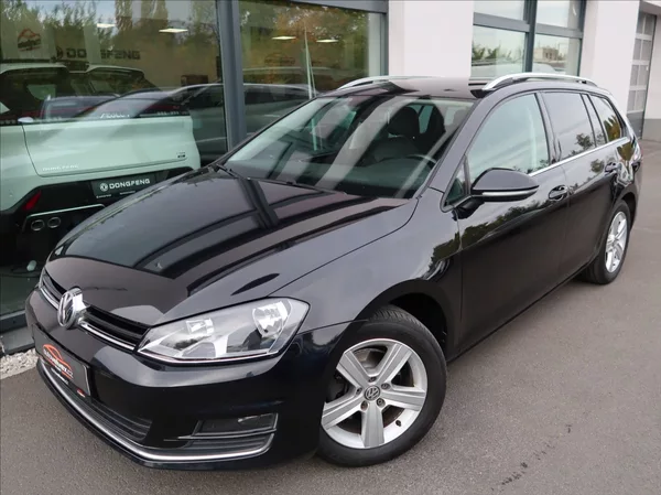 Volkswagen Golf 1,4 TSi,103kW,1majČR,Aut.klima