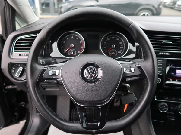 Volkswagen Golf 1,4 TSi,103kW,1majČR,Aut.klima - foto 15