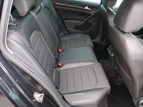 Volkswagen Golf 1,4 TSi,103kW,1majČR,Aut.klima - foto 18
