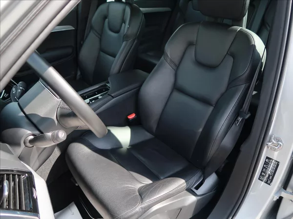 Volvo XC90 2,0 B5,173kW,MomentumPro,1maj - foto 10