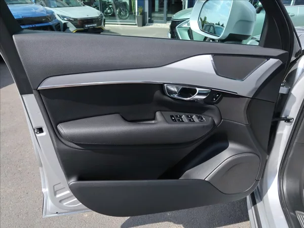 Volvo XC90 2,0 B5,173kW,MomentumPro,1maj - foto 23
