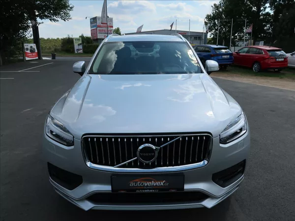 Volvo XC90 2,0 B5,173kW,MomentumPro,1maj - foto 7