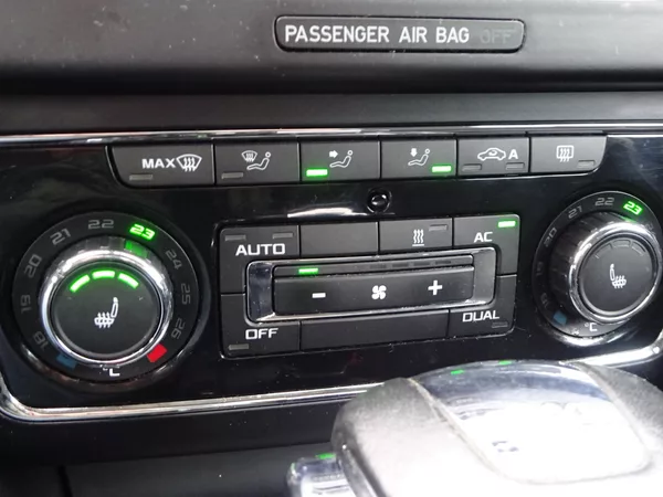 Škoda Superb - foto 16