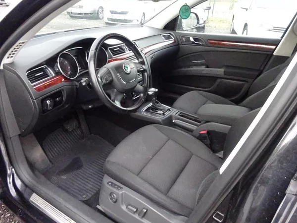 Škoda Superb - foto 4