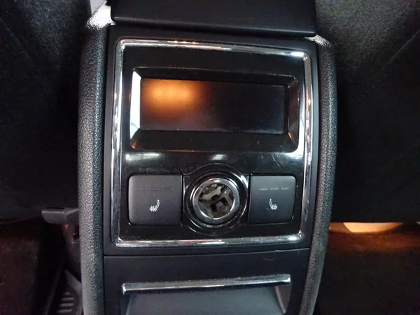 Škoda Superb - foto 9