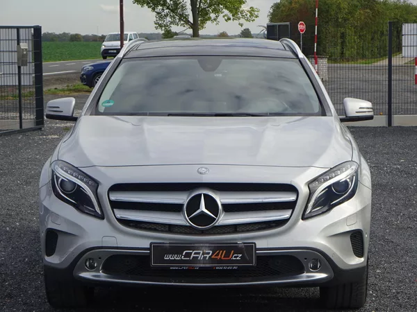 Mercedes-Benz GLA 200d 100kW 4MATIC PANORAMA - foto 2