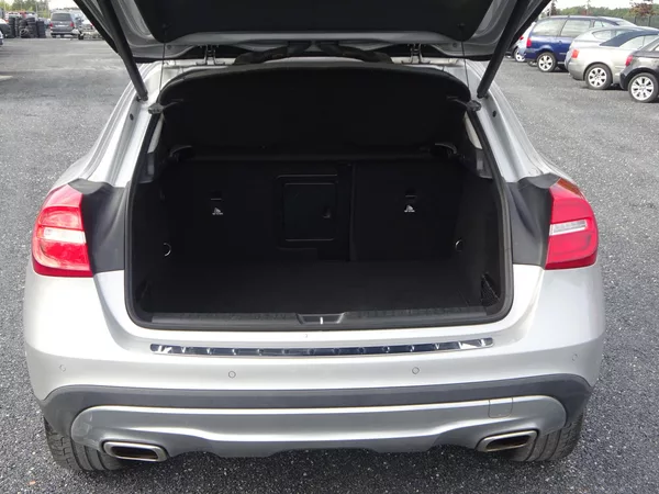 Mercedes-Benz GLA 200d 100kW 4MATIC PANORAMA - foto 34