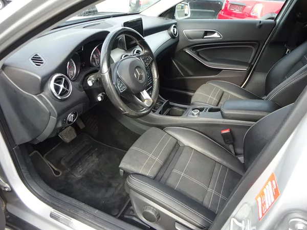 Mercedes-Benz GLA 200d 100kW 4MATIC PANORAMA - foto 4