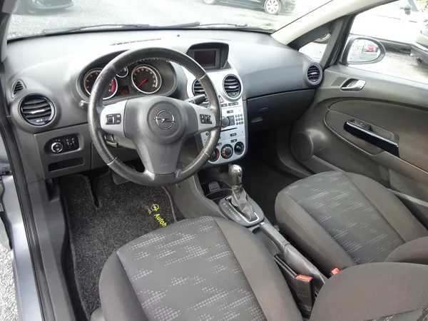Opel Corsa 1.4i 74kW AUTOMAT SERVISKA - foto 5