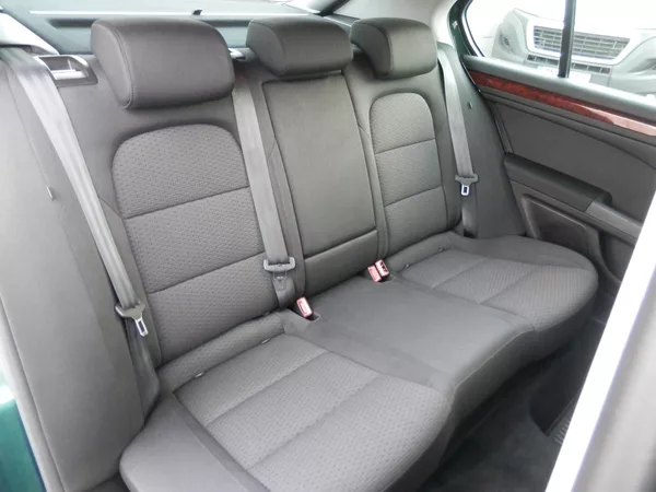 Škoda Superb 2,0TDI CR 125kW 4x4 ELEGANCE - foto 11