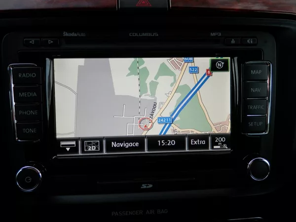 Škoda Superb 2,0TDI CR 125kW 4x4 ELEGANCE - foto 17