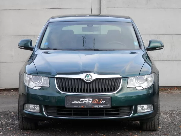 Škoda Superb 2,0TDI CR 125kW 4x4 ELEGANCE - foto 2