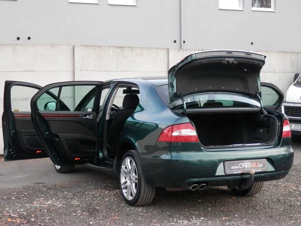 Škoda Superb 2,0TDI CR 125kW 4x4 ELEGANCE - foto 31
