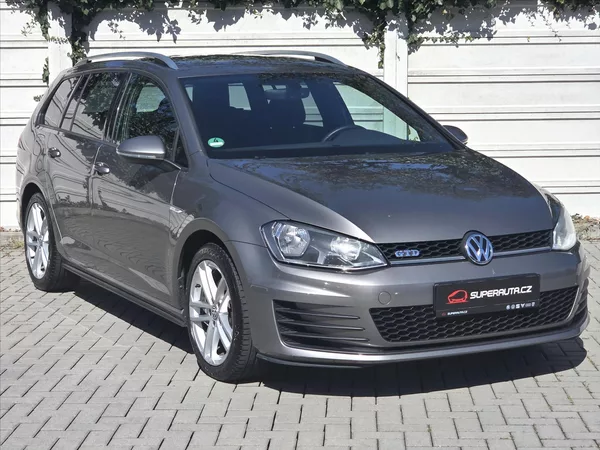 Volkswagen Golf 2,0 TDi 135kW DSG GTD ČR 2.maj