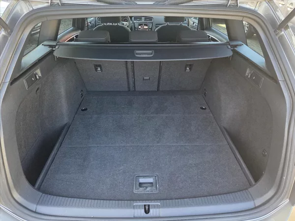 Volkswagen Golf 2,0 TDi 135kW DSG GTD ČR 2.maj - foto 11